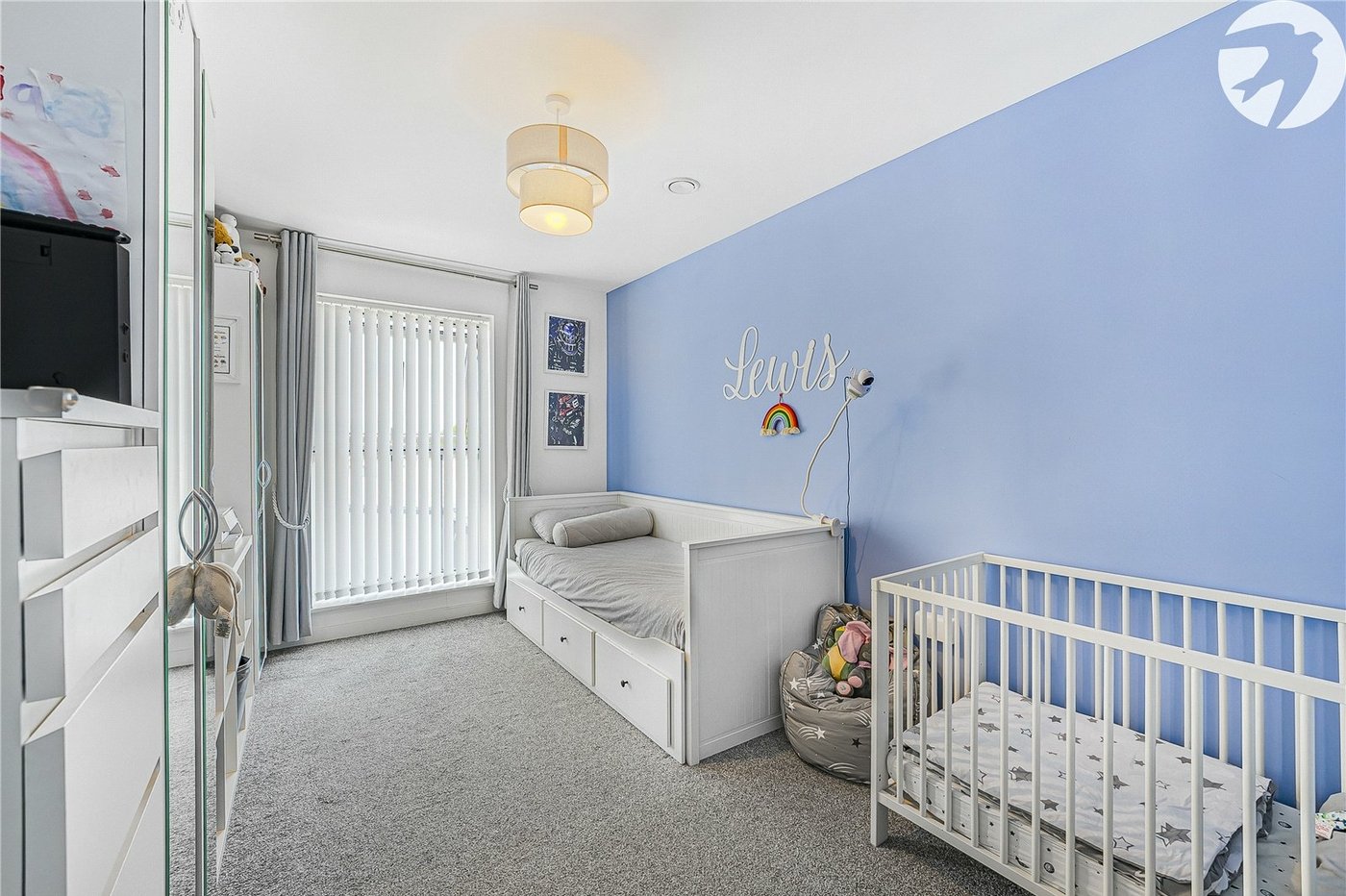 2 bedroom property for sale in Dartford | Robinson Jackson