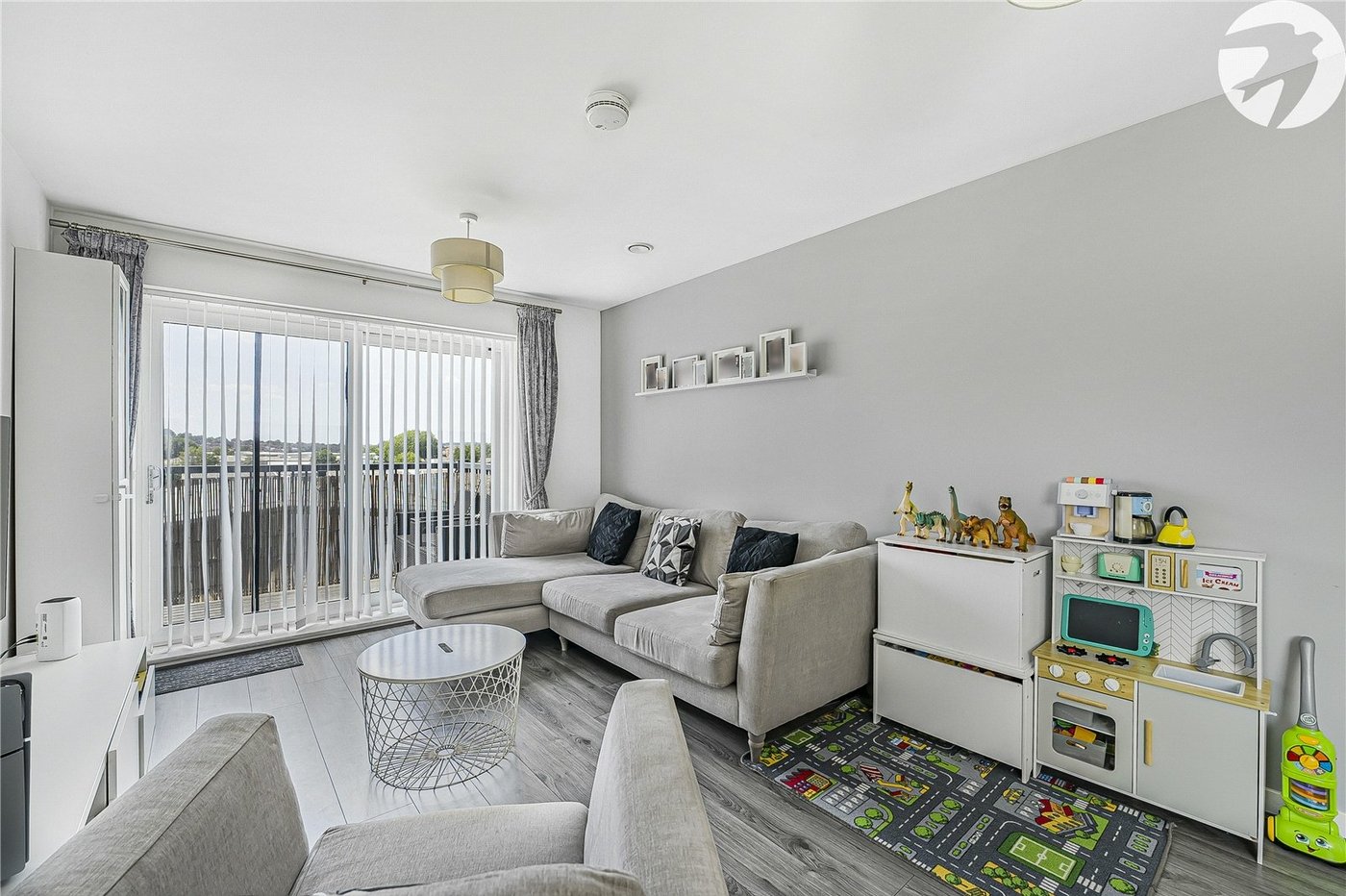2 bedroom property for sale in Dartford | Robinson Jackson