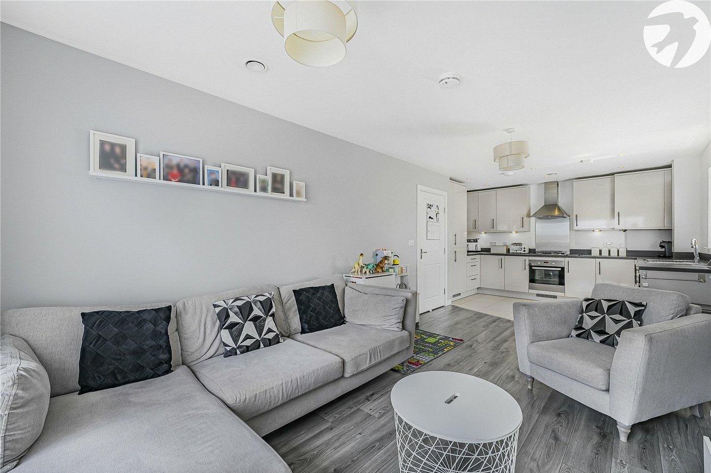 2 bedroom property for sale in Dartford | Robinson Jackson