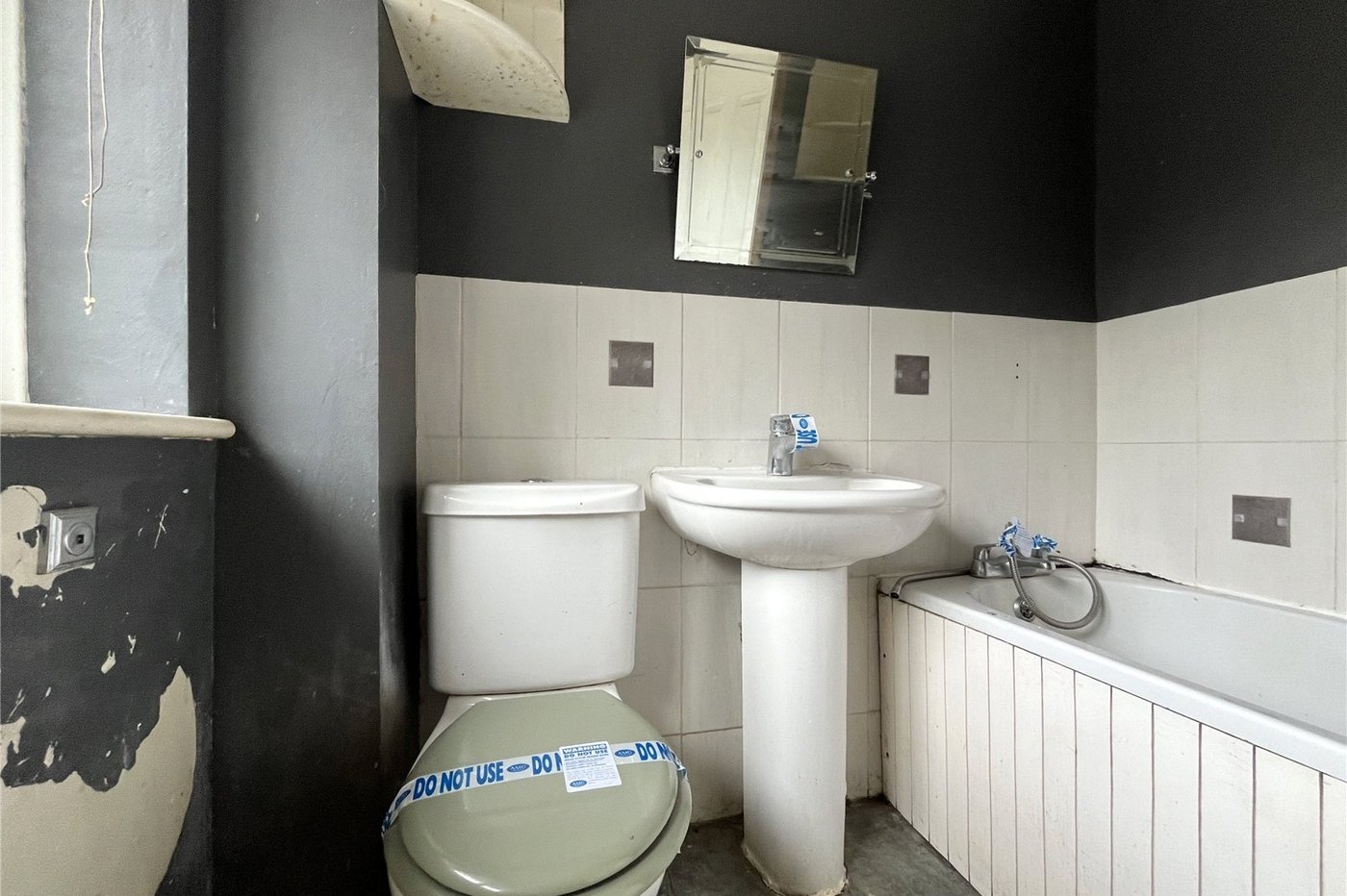 3 bedroom house for sale in Walderslade | Robinson Michael & Jackson