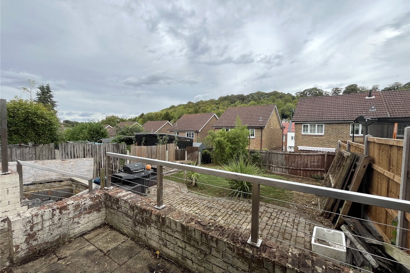 3 bedroom house for sale in Walderslade | Robinson Michael & Jackson