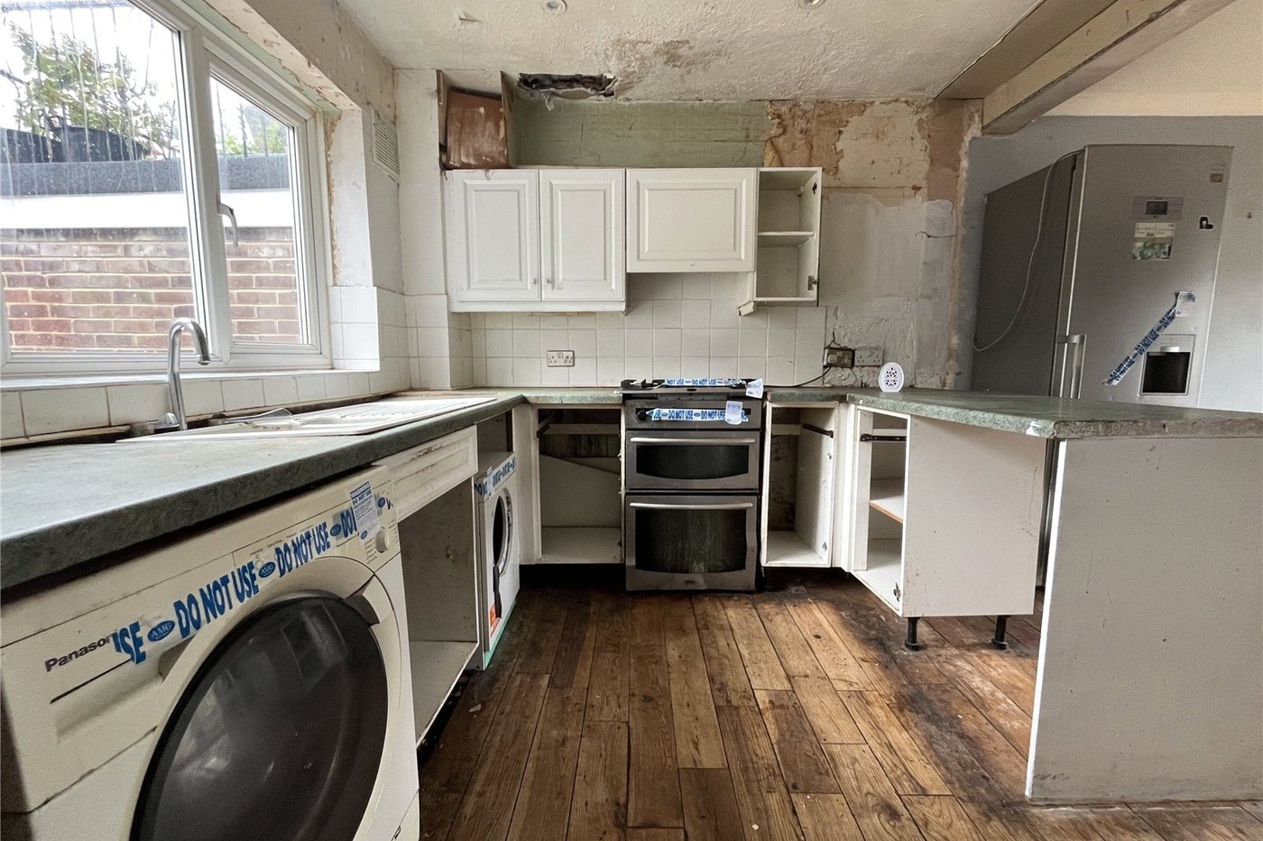 3 bedroom house for sale in Walderslade | Robinson Michael & Jackson