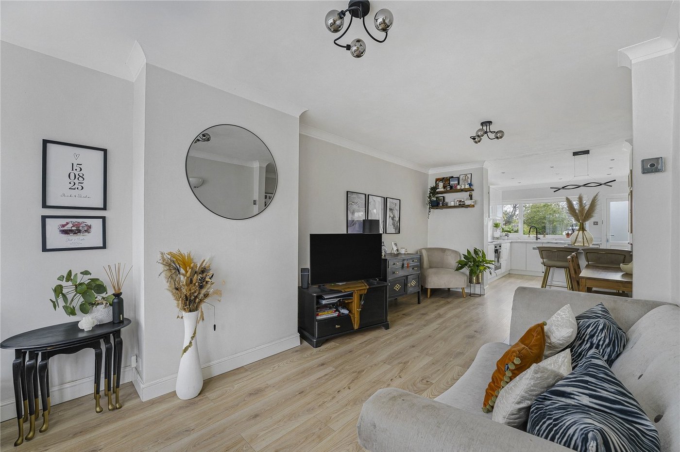 2 bedroom house for sale in Sidcup | Robinson Jackson