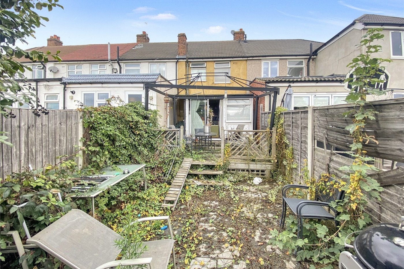 2 bedroom house for sale in Sidcup | Robinson Jackson