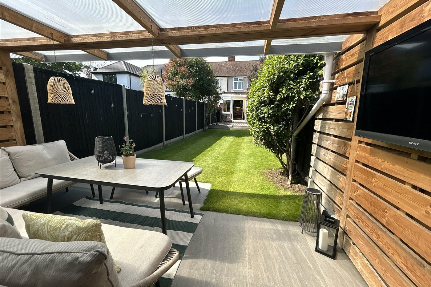 2 bedroom house for sale in Sidcup | Robinson Jackson
