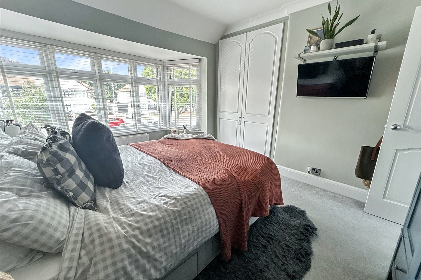 2 bedroom house for sale in Sidcup | Robinson Jackson