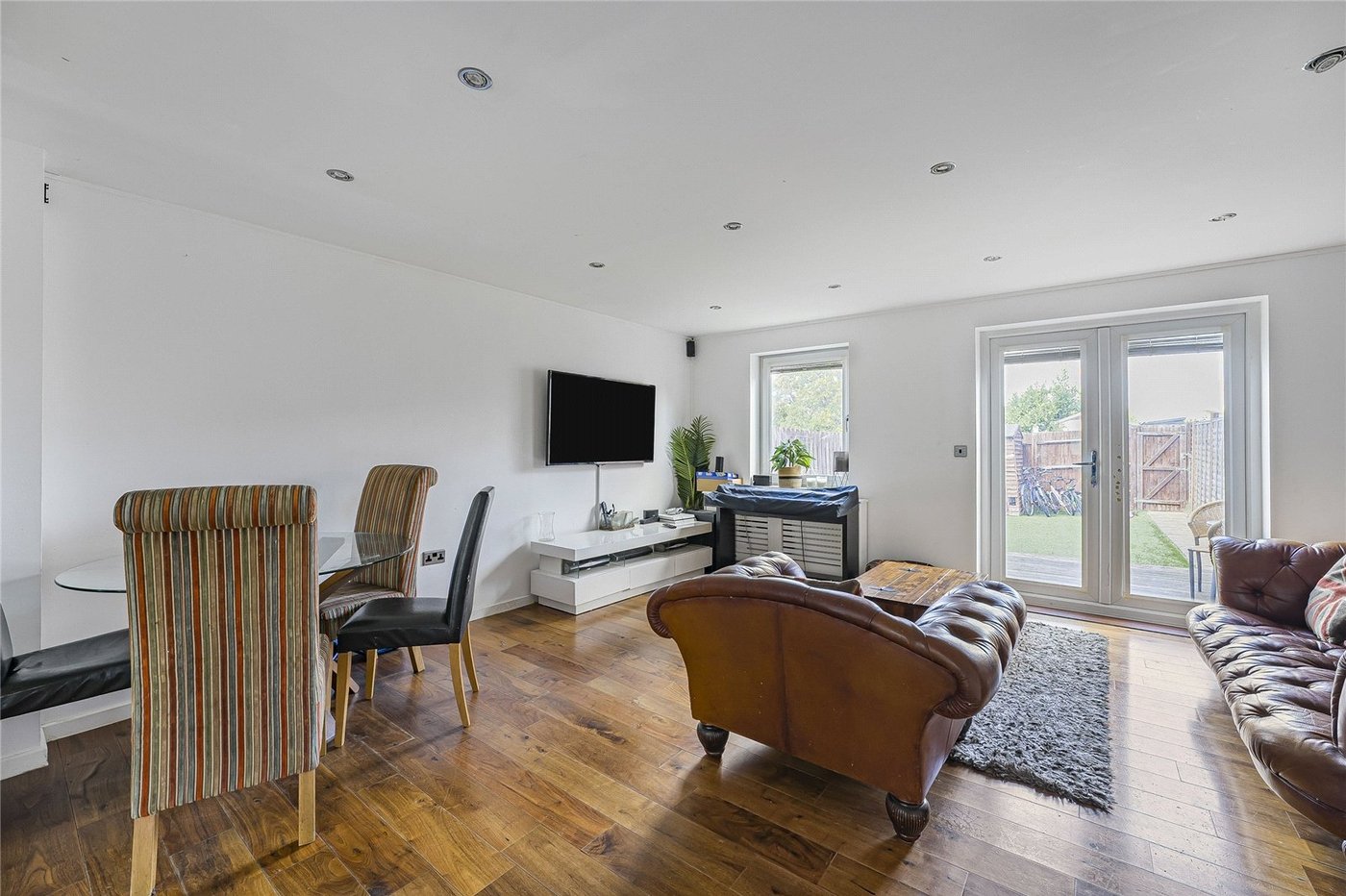 5 bedroom house for sale in Dartford | Robinson Jackson