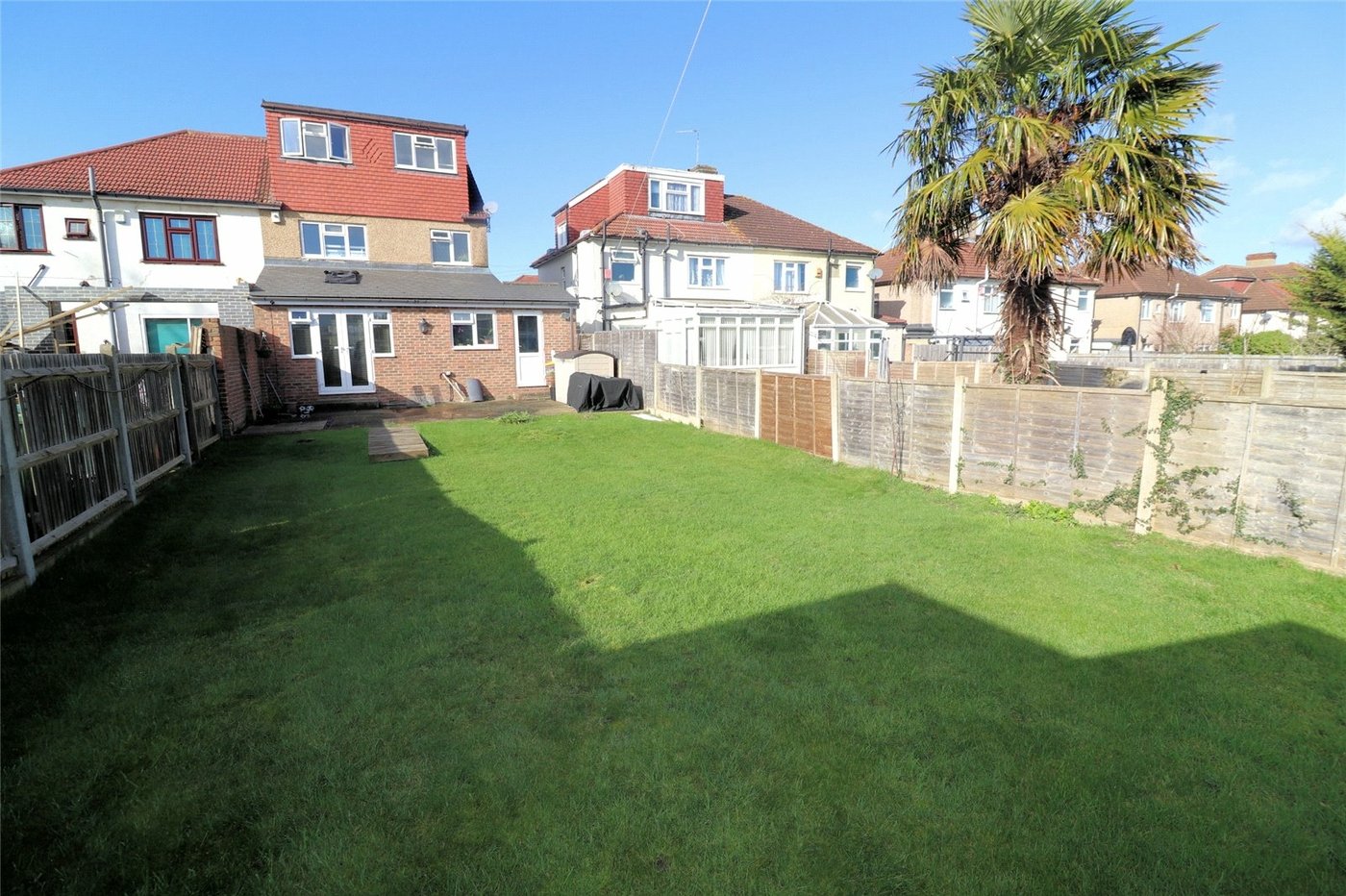 4 bedroom house for sale in (Bexleyheath Boarders) Erith | Robinson Jackson