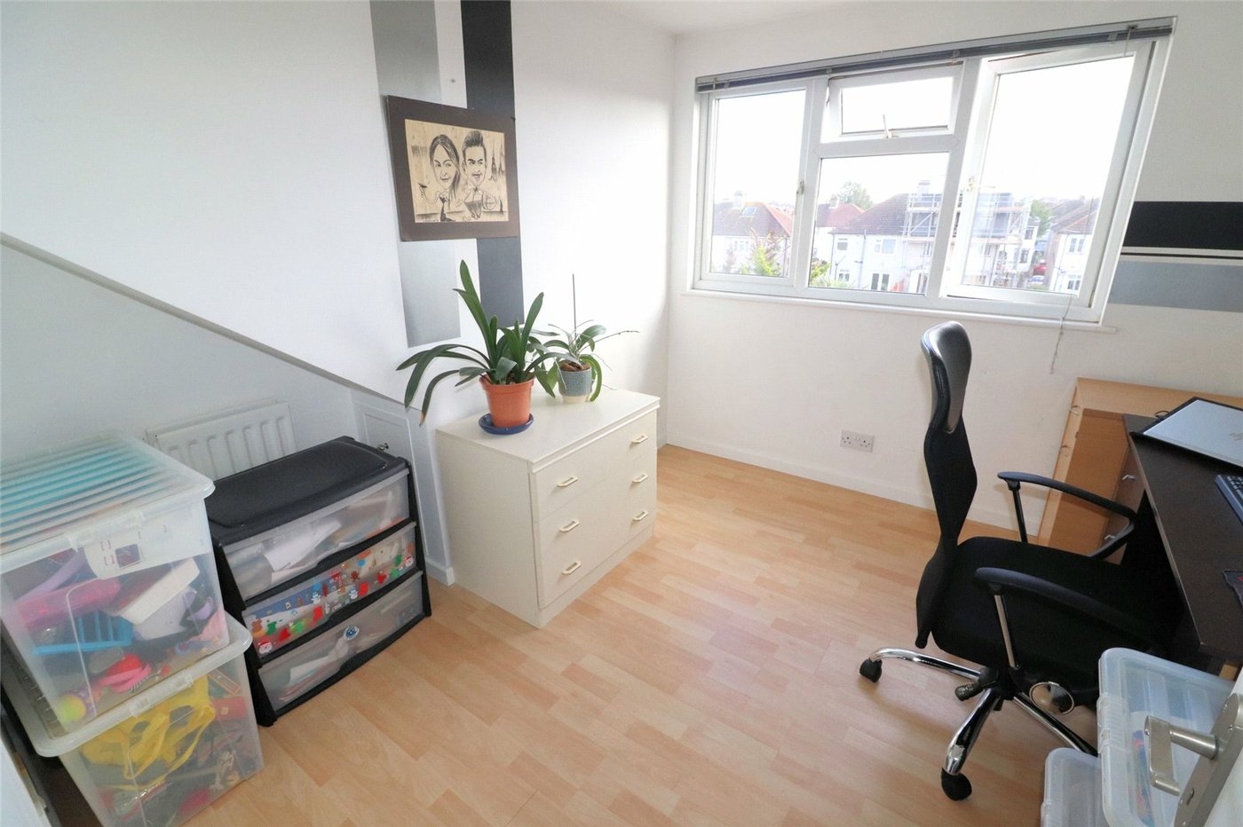 4 bedroom house for sale in (Bexleyheath Boarders) Erith | Robinson Jackson