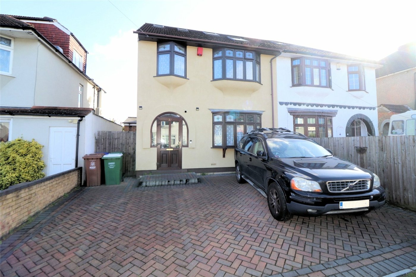 4 bedroom house for sale in (Bexleyheath Boarders) Erith | Robinson Jackson