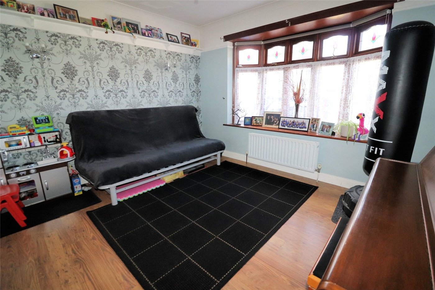 4 bedroom house for sale in (Bexleyheath Boarders) Erith | Robinson Jackson