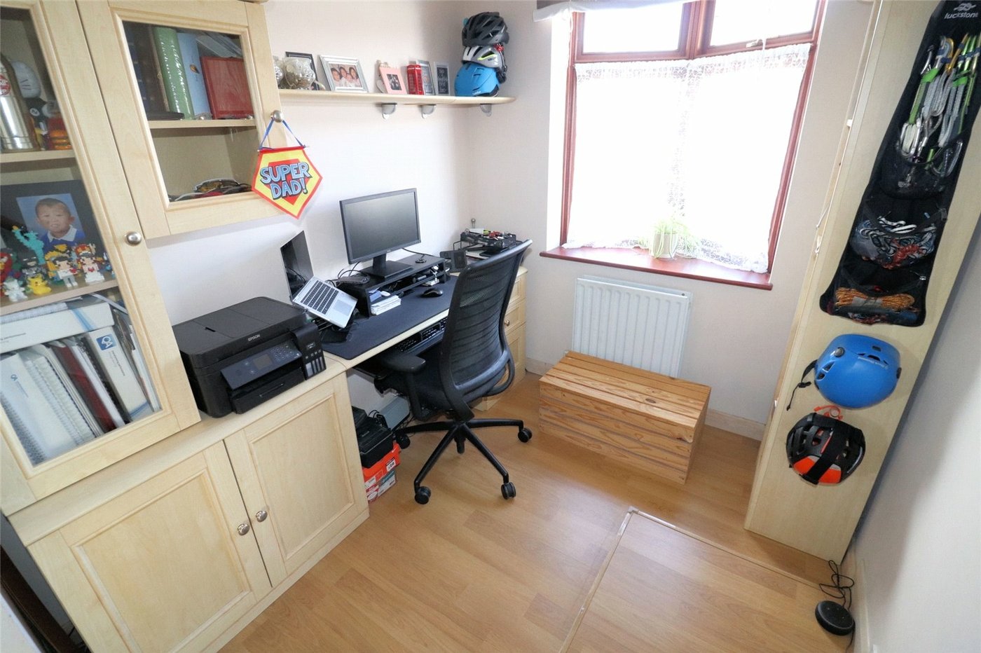 4 bedroom house for sale in (Bexleyheath Boarders) Erith | Robinson Jackson