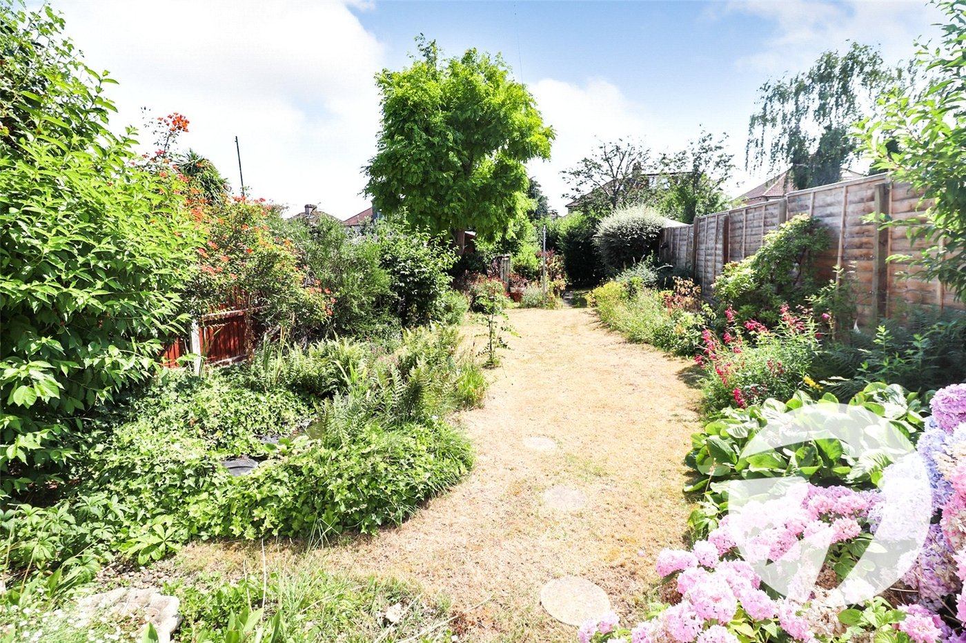3 bedroom house for sale in Erith | Robinson Jackson