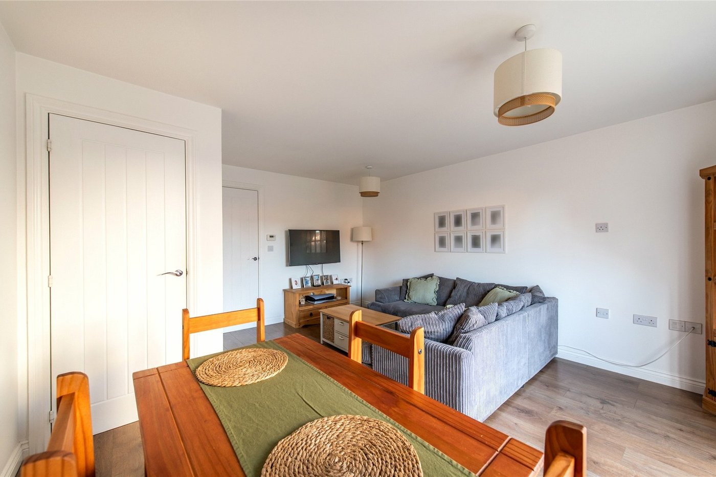 2 bedroom house for sale in Maidstone | Robinson Michael & Jackson