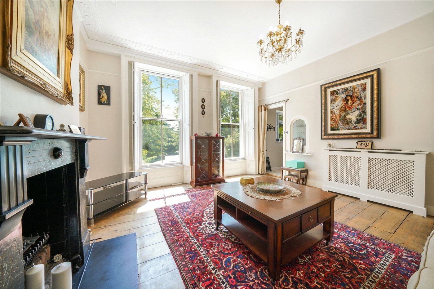 2 bedroom property for sale in London | Robinson Jackson