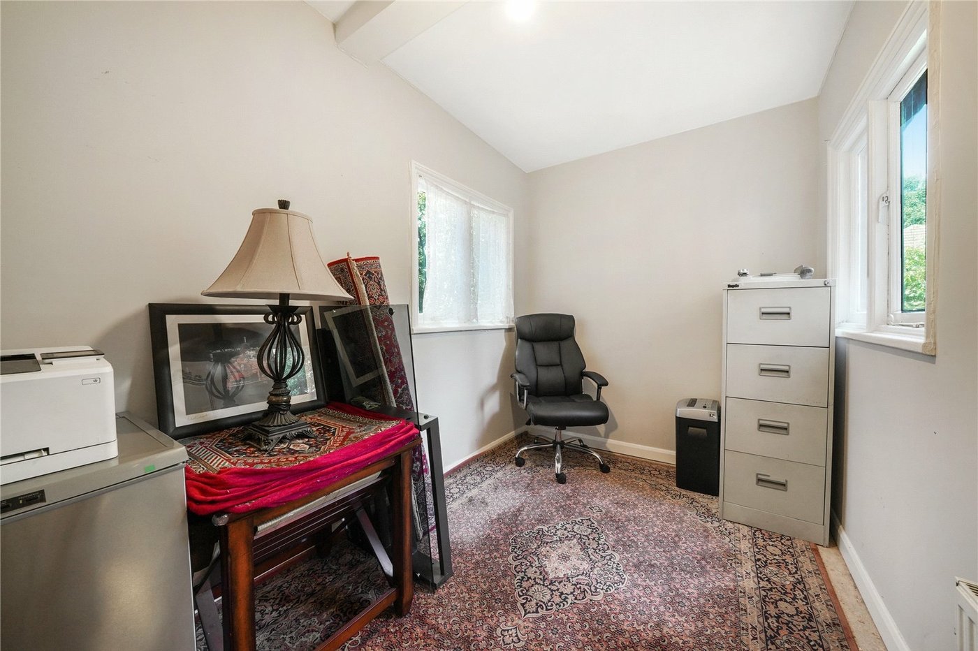 2 bedroom property for sale in London | Robinson Jackson