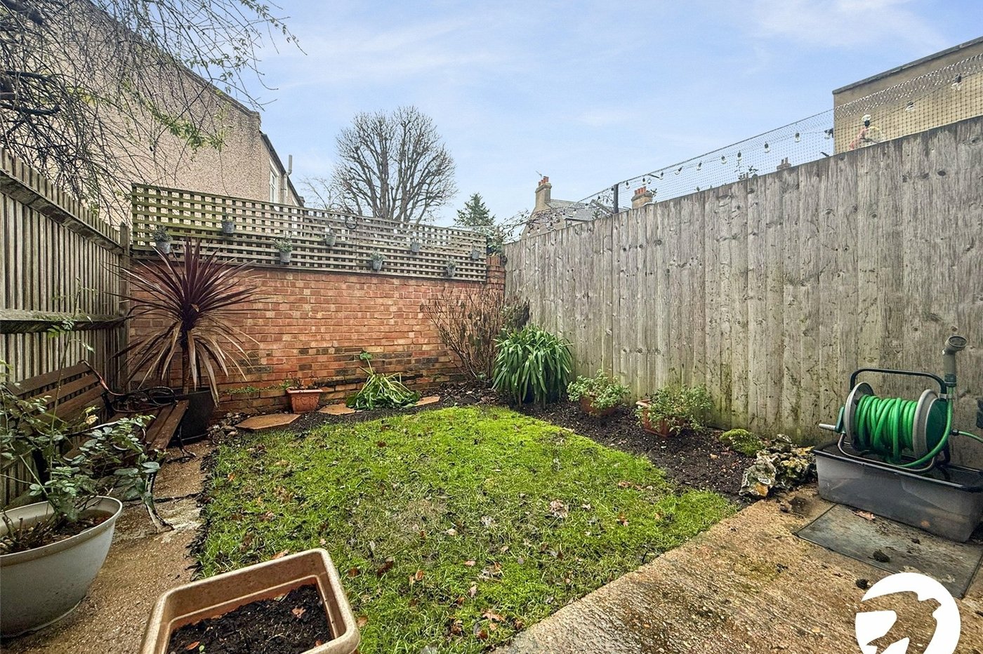 2 bedroom house for sale in Shooters Hill | Robinson Jackson