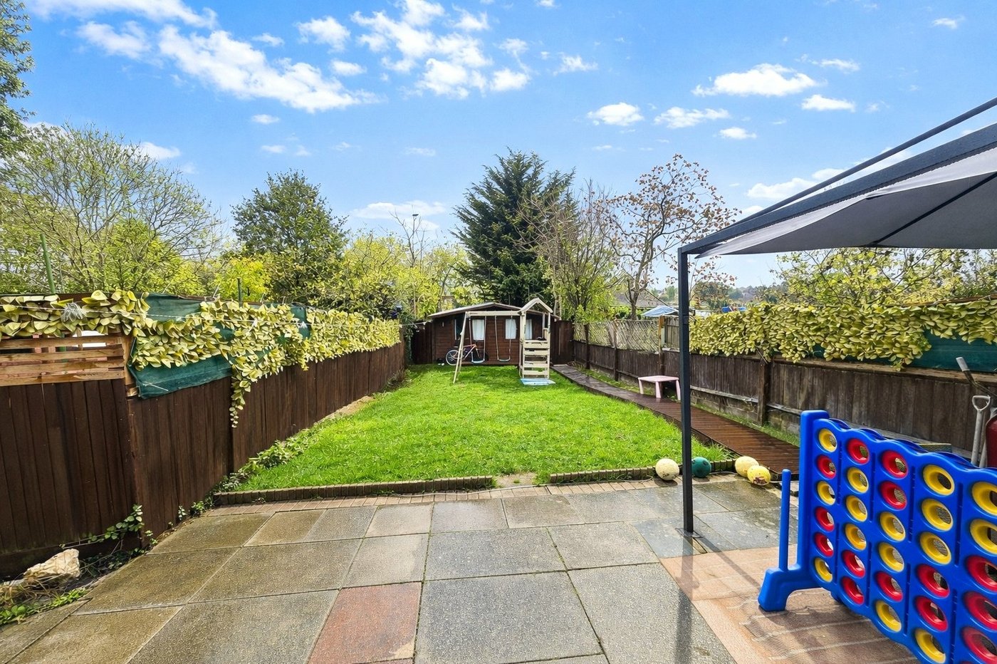 2 bedroom property for sale in London | Robinson Jackson