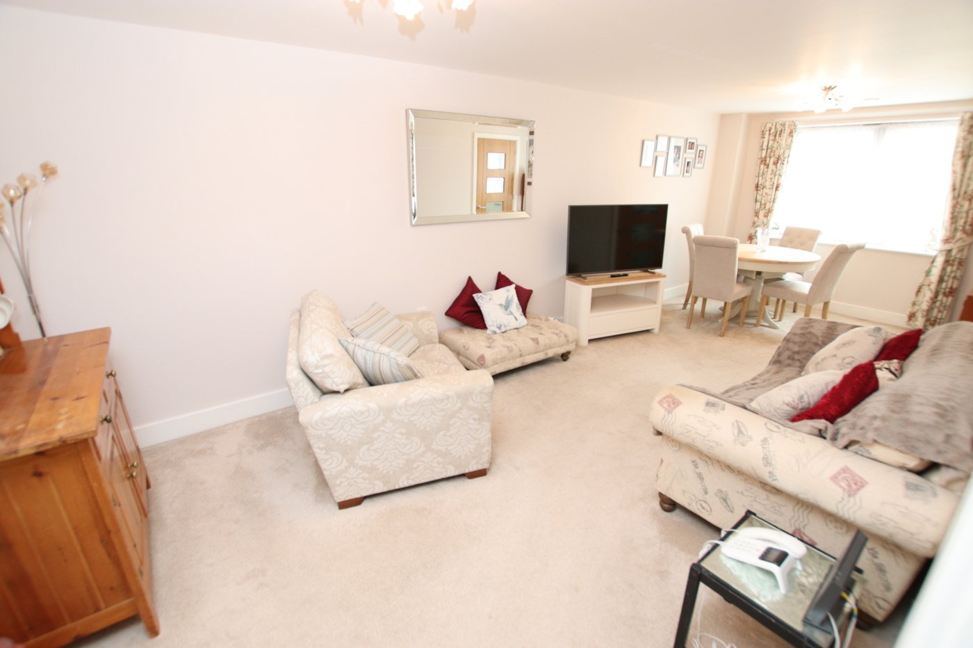 2 bedroom property for sale in Sidcup | Robinson Jackson