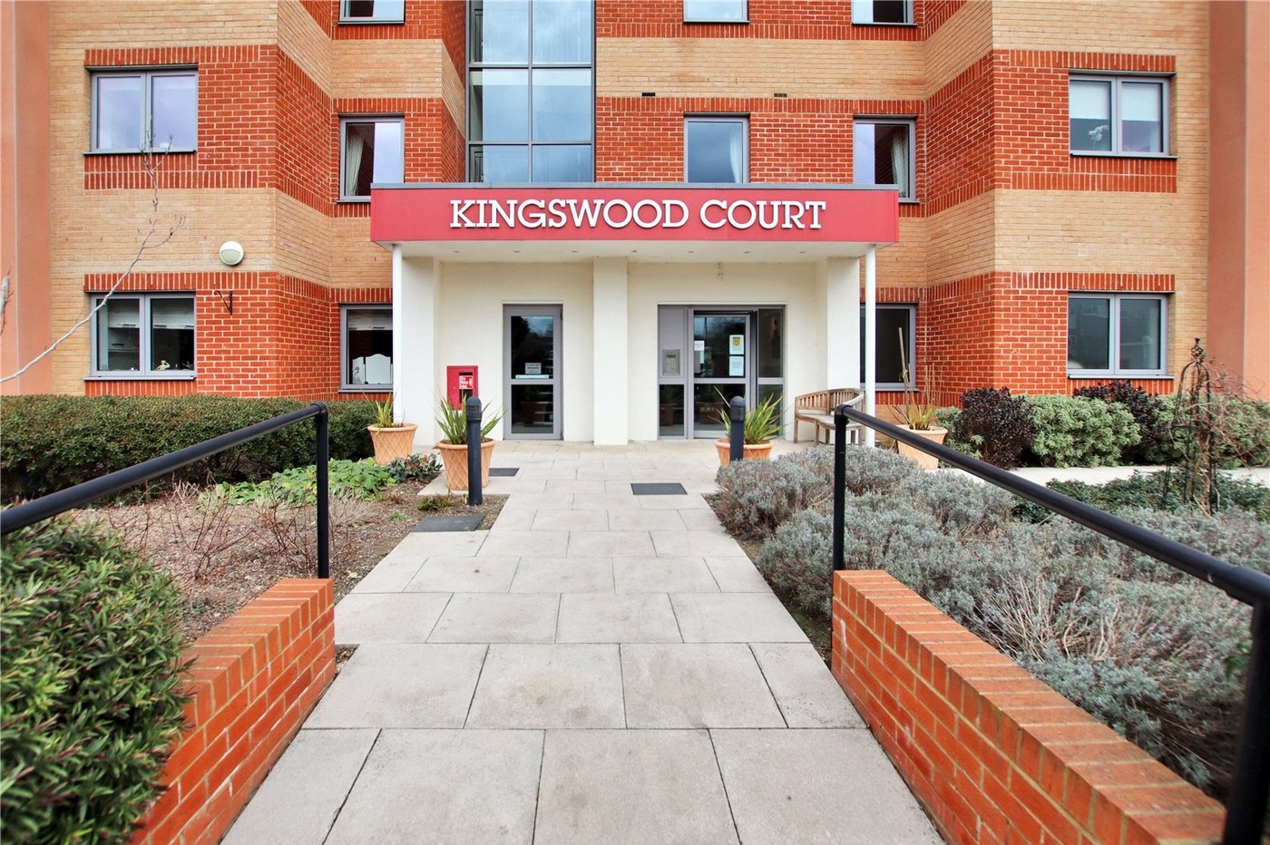 2 bedroom property for sale in Sidcup | Robinson Jackson