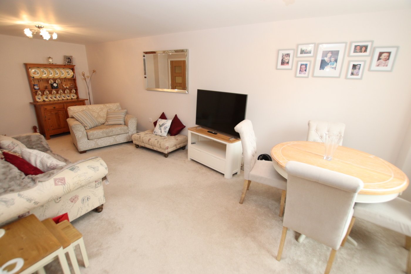 2 bedroom property for sale in Sidcup | Robinson Jackson