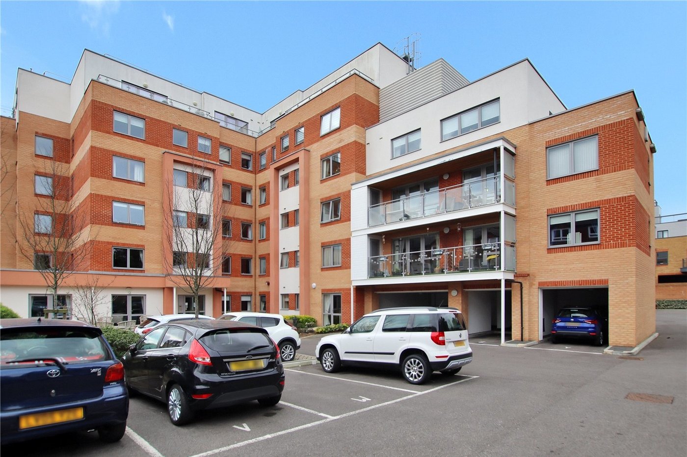 2 bedroom property for sale in Sidcup | Robinson Jackson