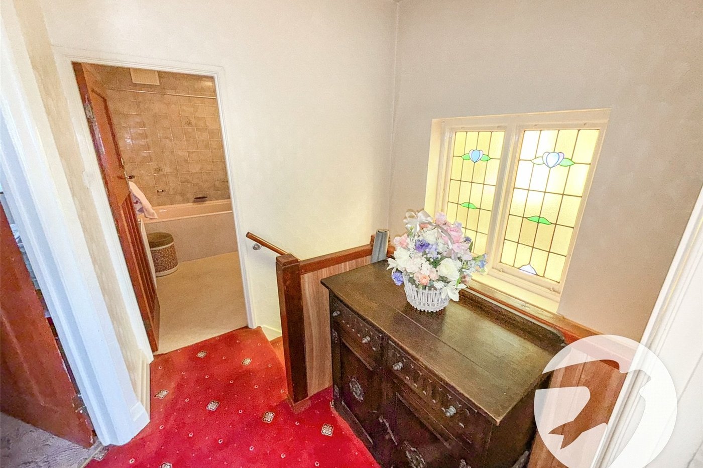 3 bedroom house for sale in London | Robinson Jackson