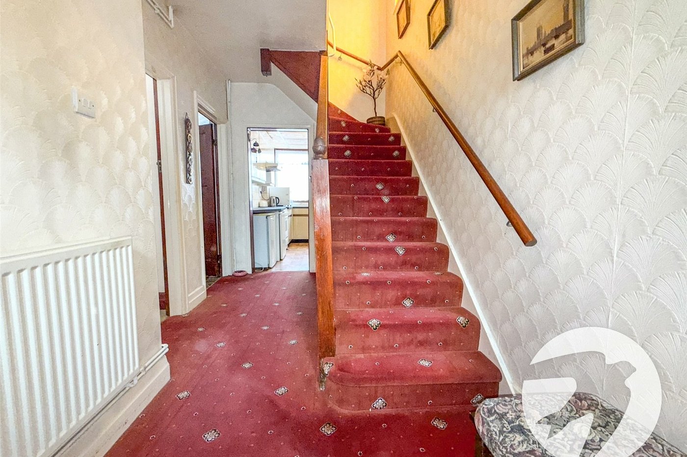 3 bedroom house for sale in London | Robinson Jackson