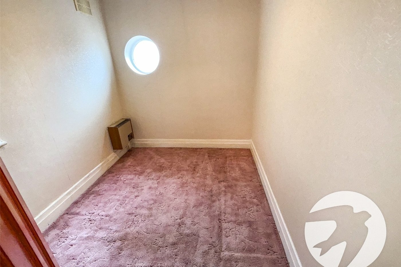 3 bedroom house for sale in London | Robinson Jackson