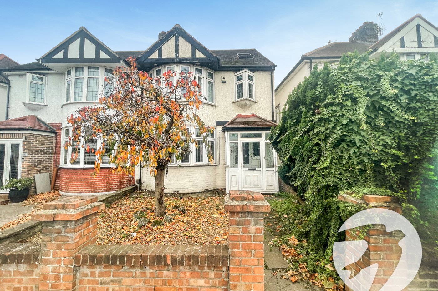 4 bedroom house for sale in London | Robinson Jackson