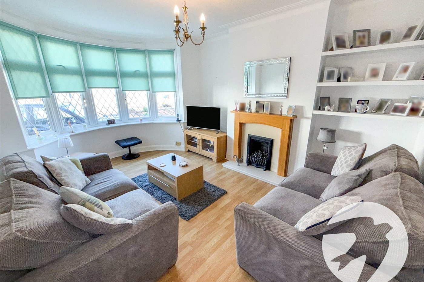 3 bedroom house for sale in London | Robinson Jackson