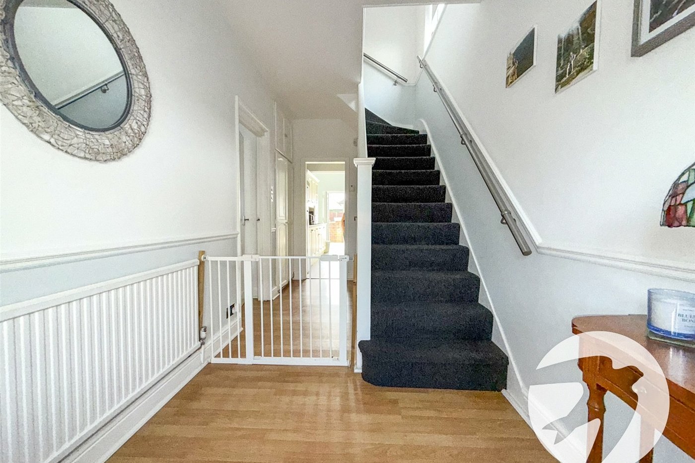 3 bedroom house for sale in London | Robinson Jackson