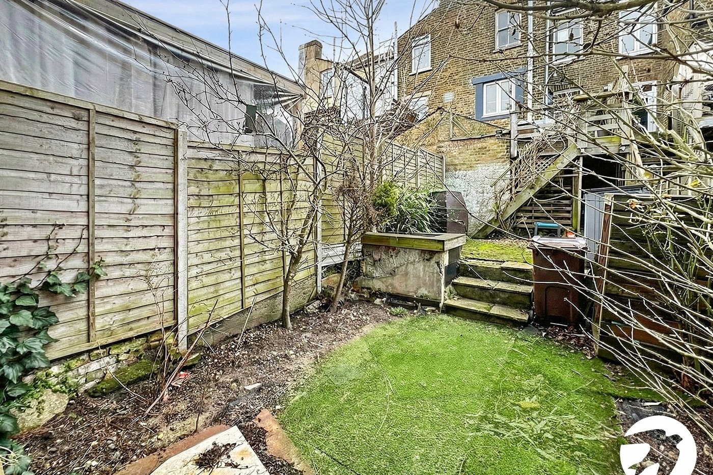 2 bedroom house for sale in Rochester | Robinson Michael & Jackson