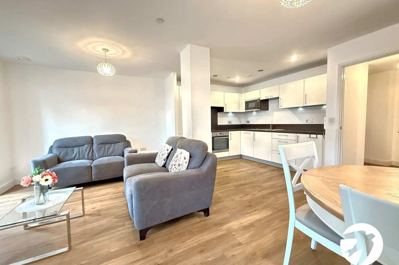 2 bedroom property for sale in 2 Cornmill Lane | Robinson Jackson