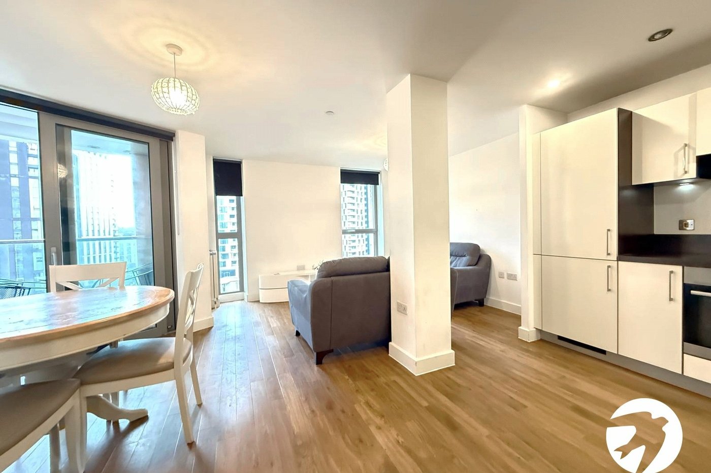 2 bedroom property for sale in 2 Cornmill Lane | Robinson Jackson