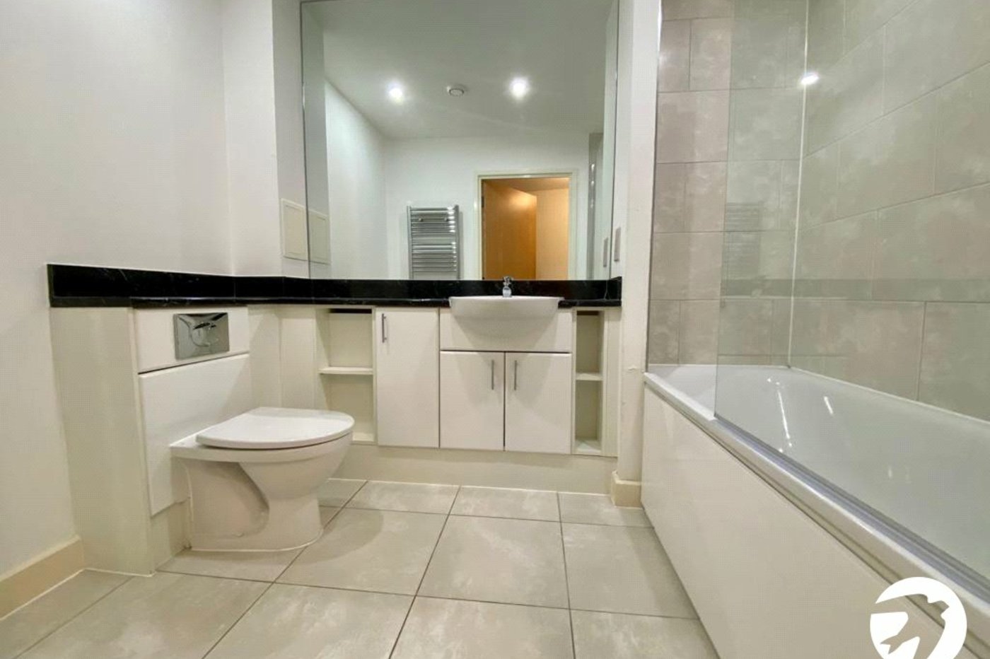 2 bedroom property for sale in 2 Cornmill Lane | Robinson Jackson