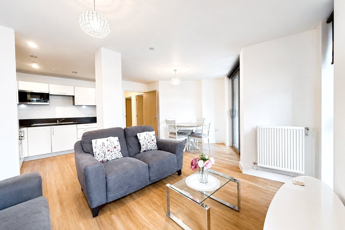 2 bedroom property for sale in 2 Cornmill Lane | Robinson Jackson