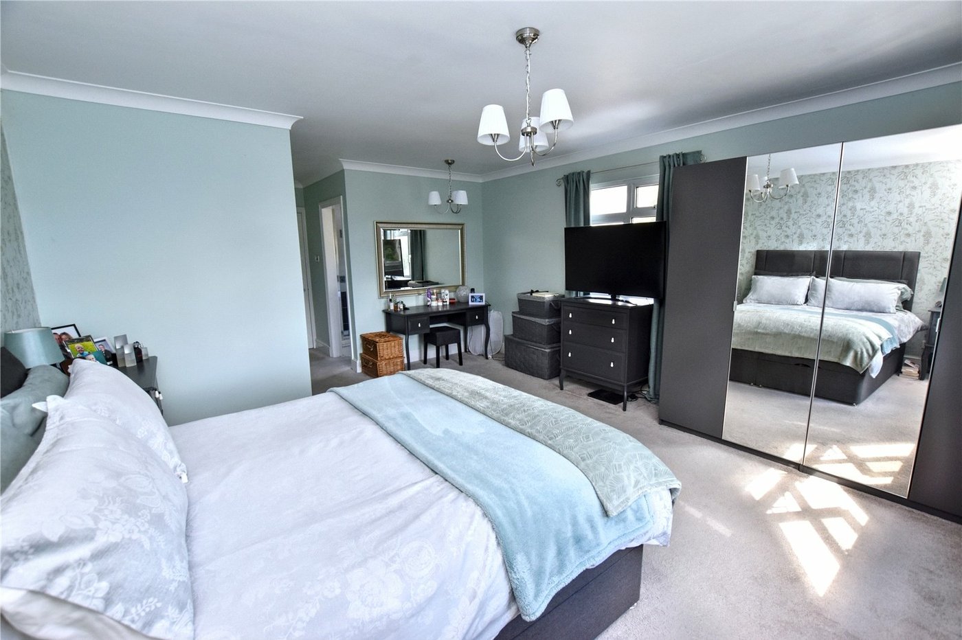 5 bedroom house for sale in Bexleyheath | Robinson Jackson