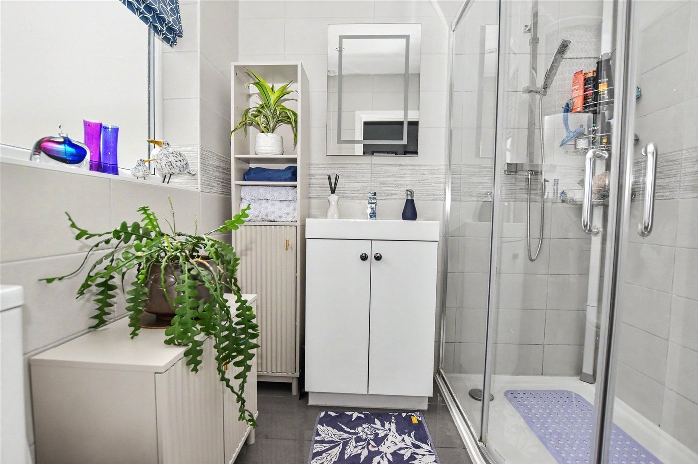 2 bedroom bungalow for sale in Bexleyheath | Robinson Jackson