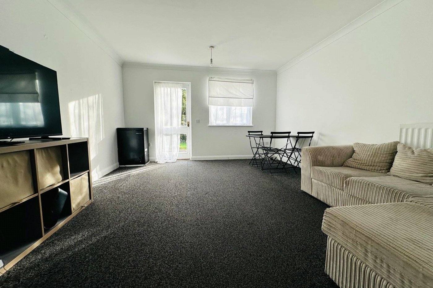 4 bedroom house for sale in London | Robinson Jackson