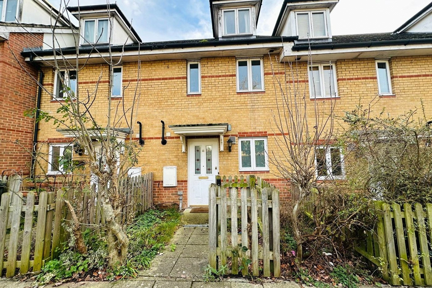 4 bedroom house for sale in London | Robinson Jackson