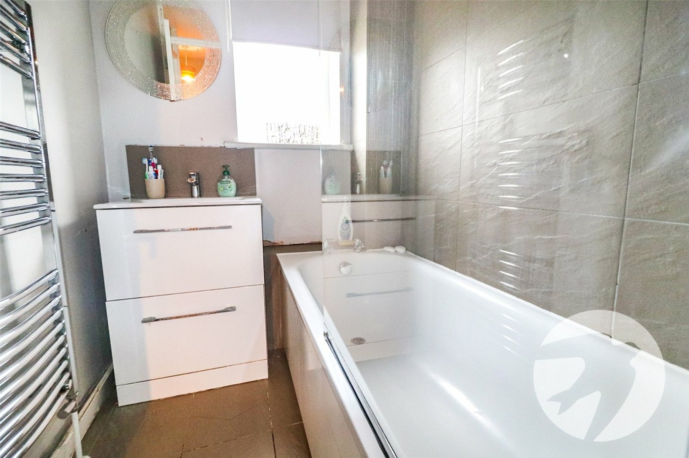 3 bedroom property for sale in Erith | Robinson Jackson