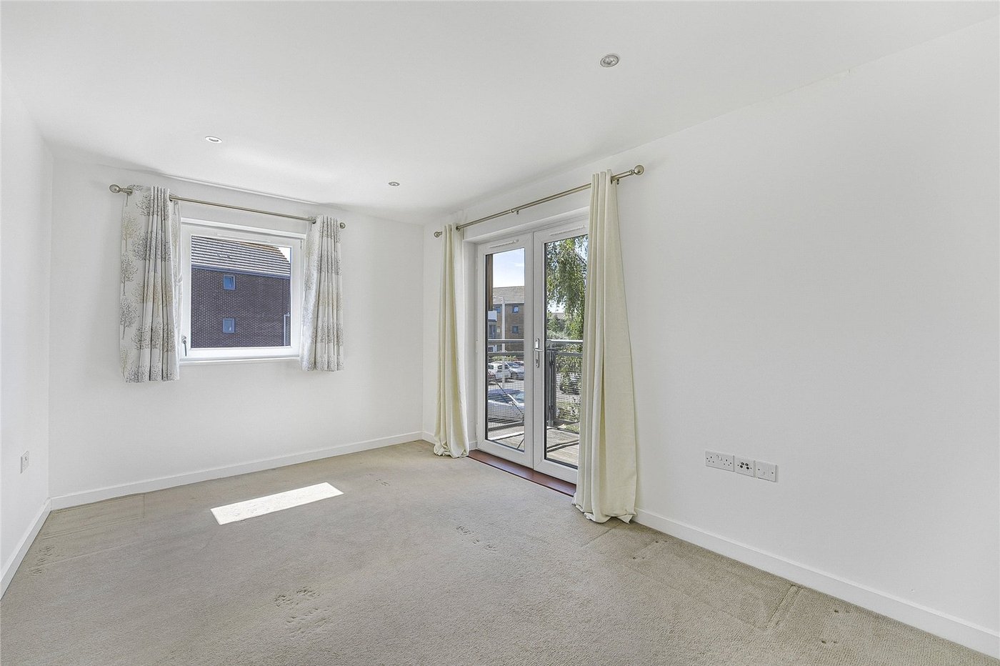 2 bedroom property for sale in The Bridge | Robinson Jackson