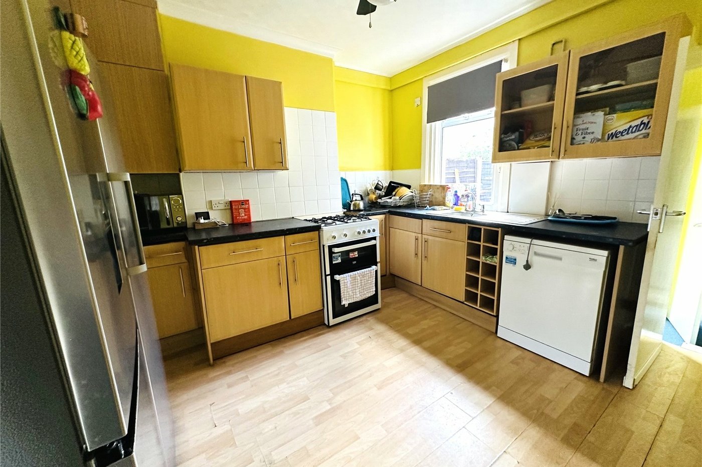 2 bedroom house for sale in London | Robinson Jackson