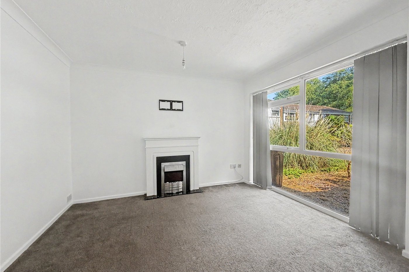 3 bedroom house for sale in Rainham | Robinson Michael & Jackson