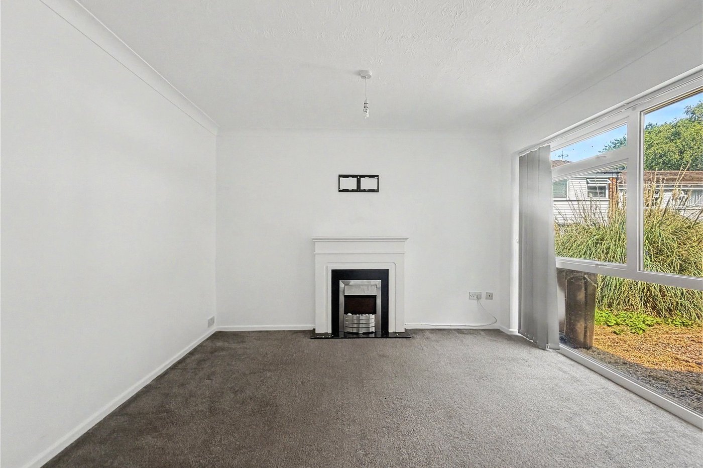 3 bedroom house for sale in Rainham | Robinson Michael & Jackson