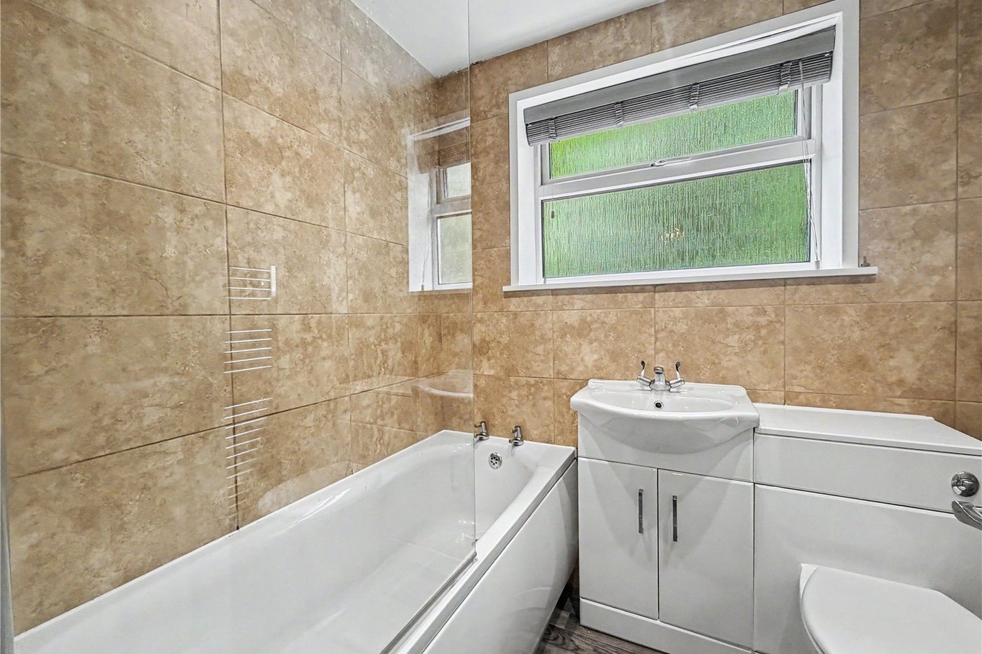 3 bedroom house for sale in Rainham | Robinson Michael & Jackson