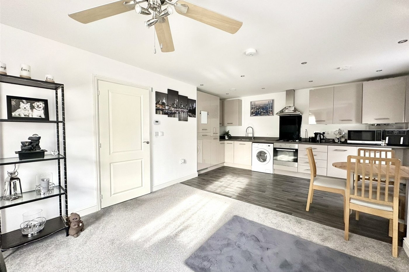 2 bedroom property for sale in Weldon | Robinson Jackson