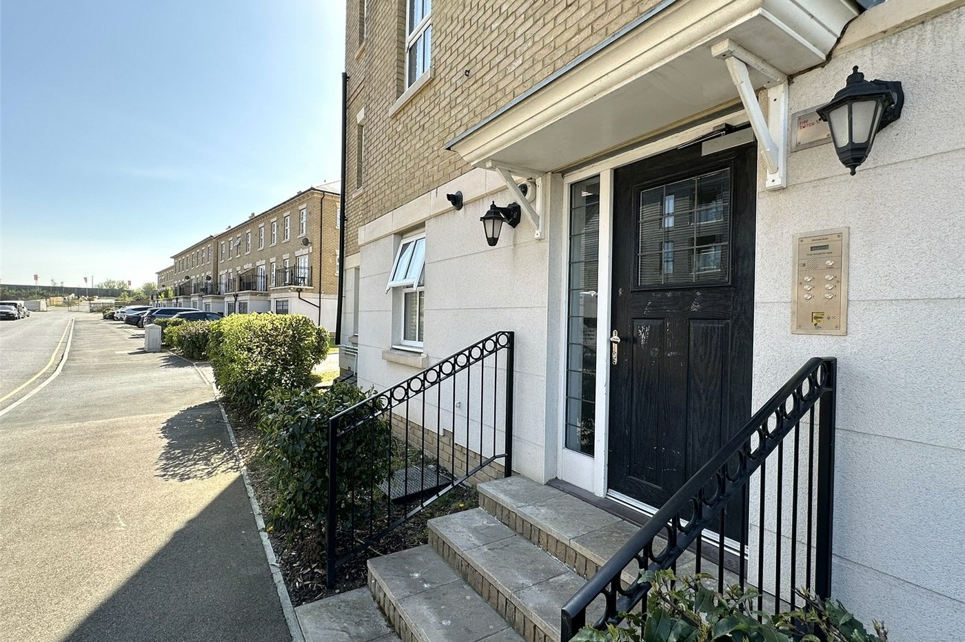 2 bedroom property for sale in Weldon | Robinson Jackson