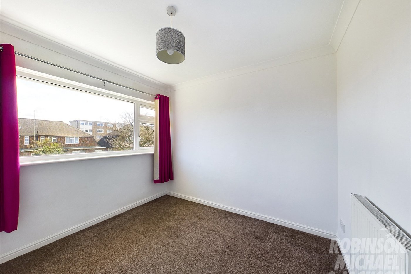 2 bedroom house for sale in Sittingbourne | Robinson Michael & Jackson